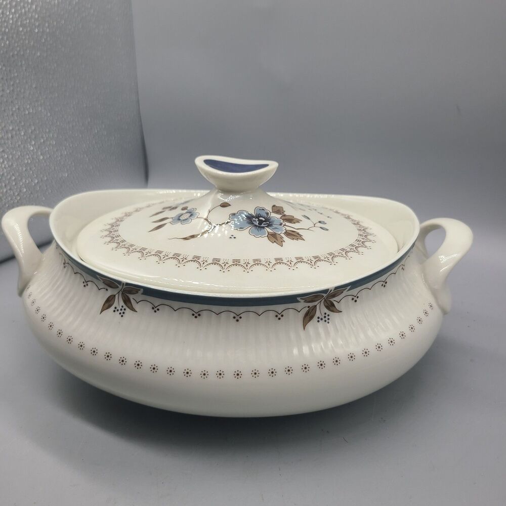 Royal Doulton Old Colony Lidded Casserole Dish Serving Bowl W/Handles Tureen NEW